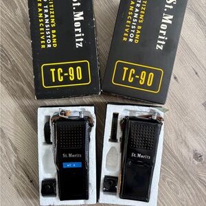 vintage TC-90 Black Two-Way Radio Set- UNTESTED